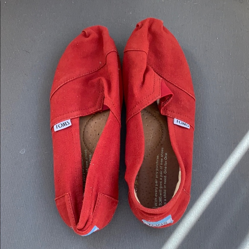 TOMS
